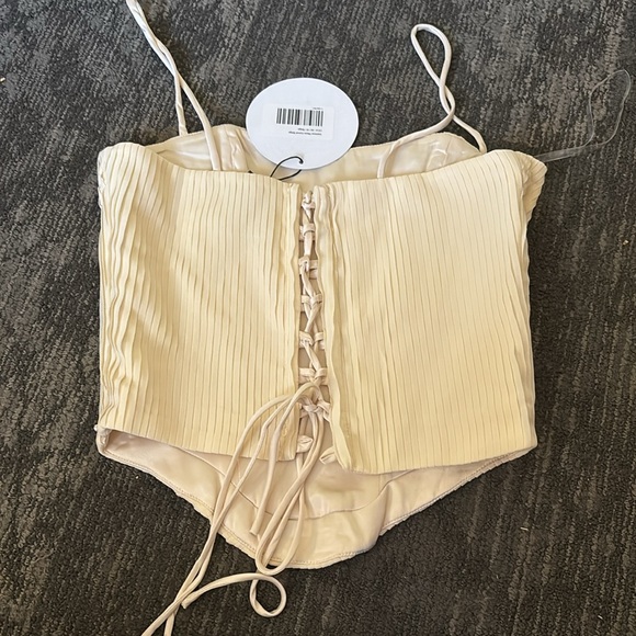 Princess Polly, corset top, beige/yellow, size 6 - Picture 3 of 6